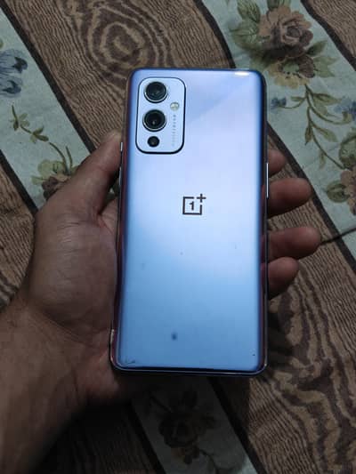 OnePlus 9