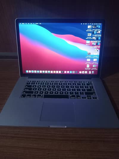 Apple MacBook Pro D013 Core i7