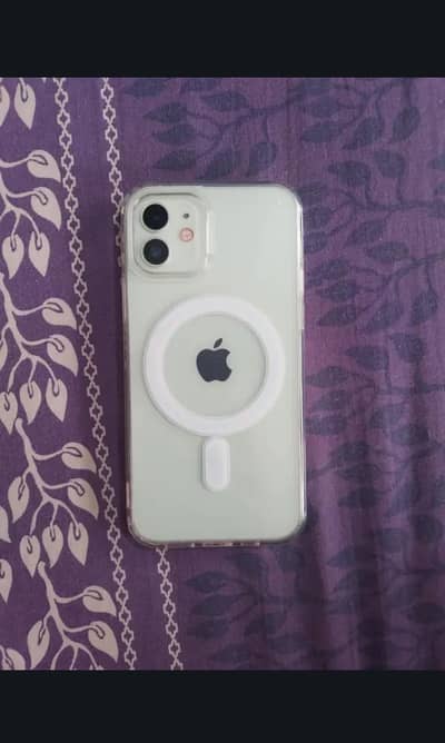 Apple iPhone 12