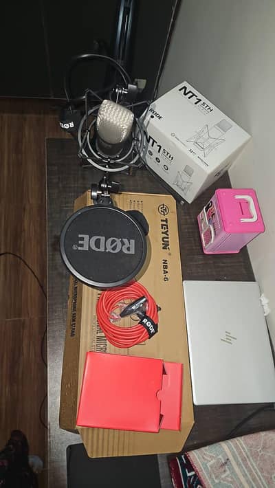 Rode NT 1 5th Generation Studio Mic & Professional Studio Arm