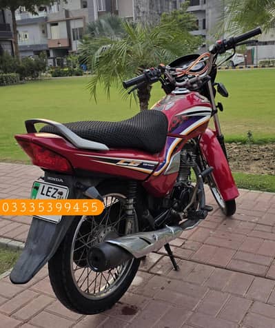 Honda Motorcbike/Honda 125 CC/Honda (CG Dream)