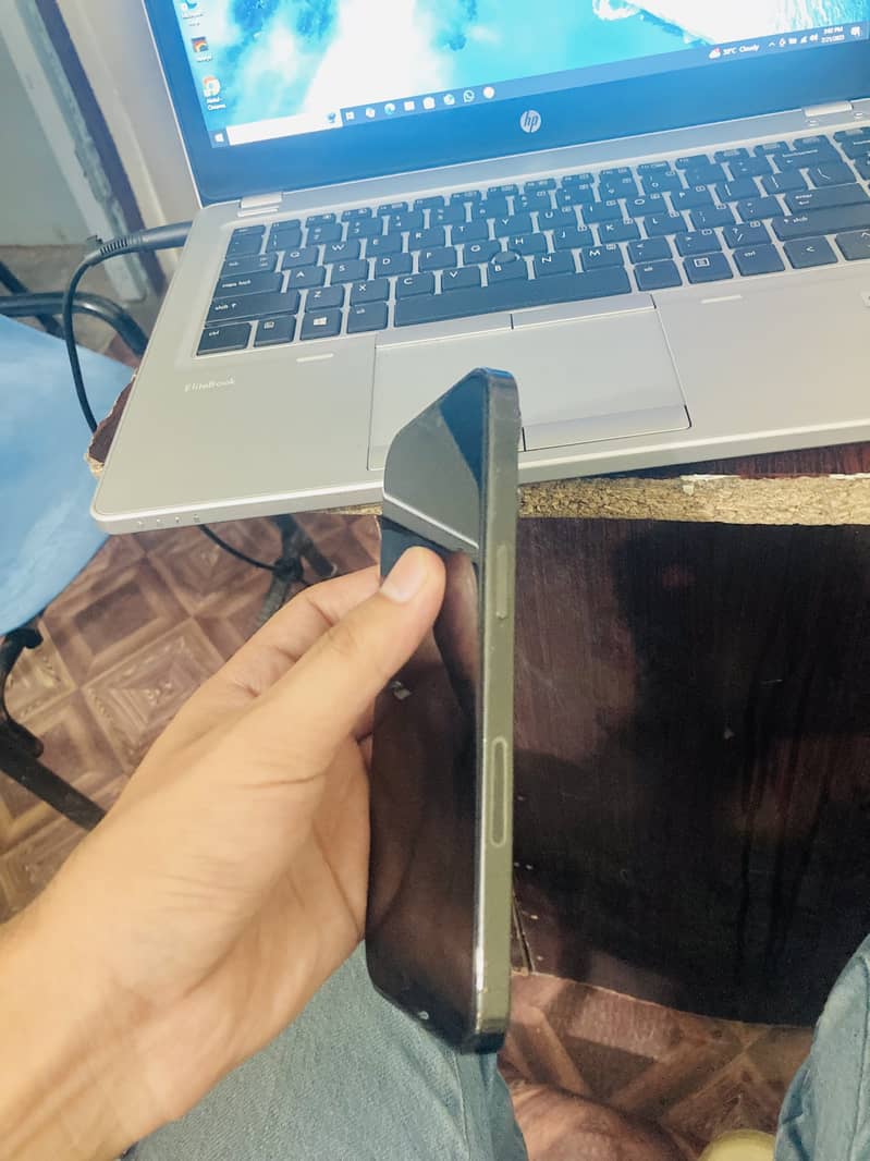 Apple iPhone 14 Pro Max 2