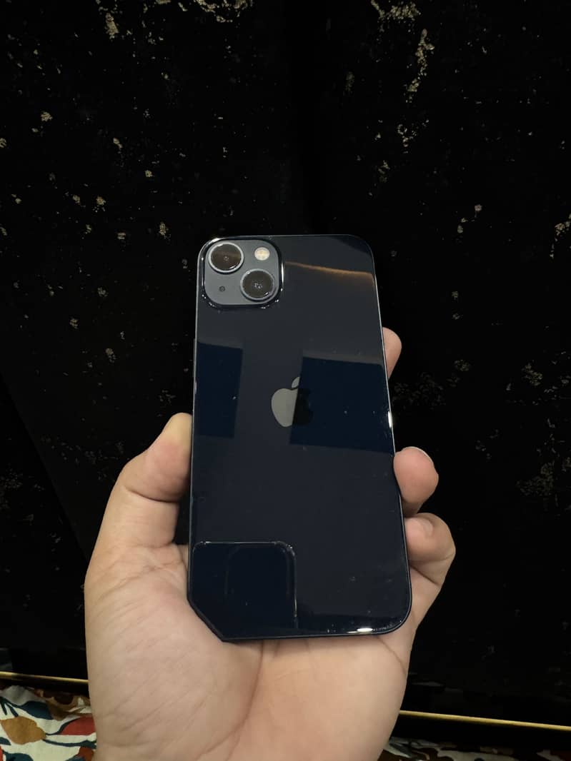 Apple iPhone 13 1