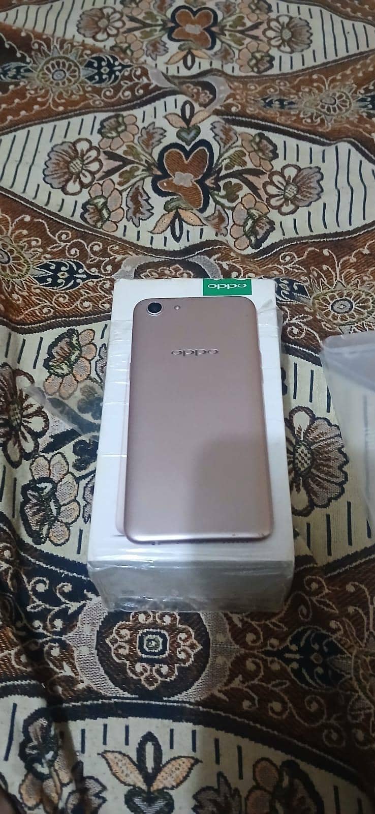 OPPO A83 12