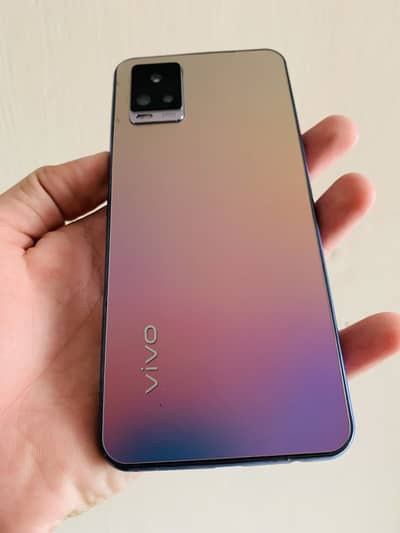 Vivo V20