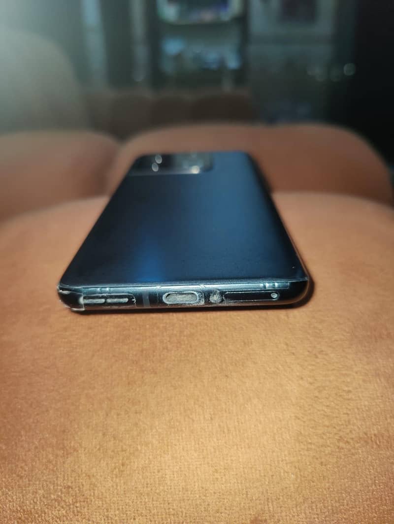 One Plus 10 Pro 5