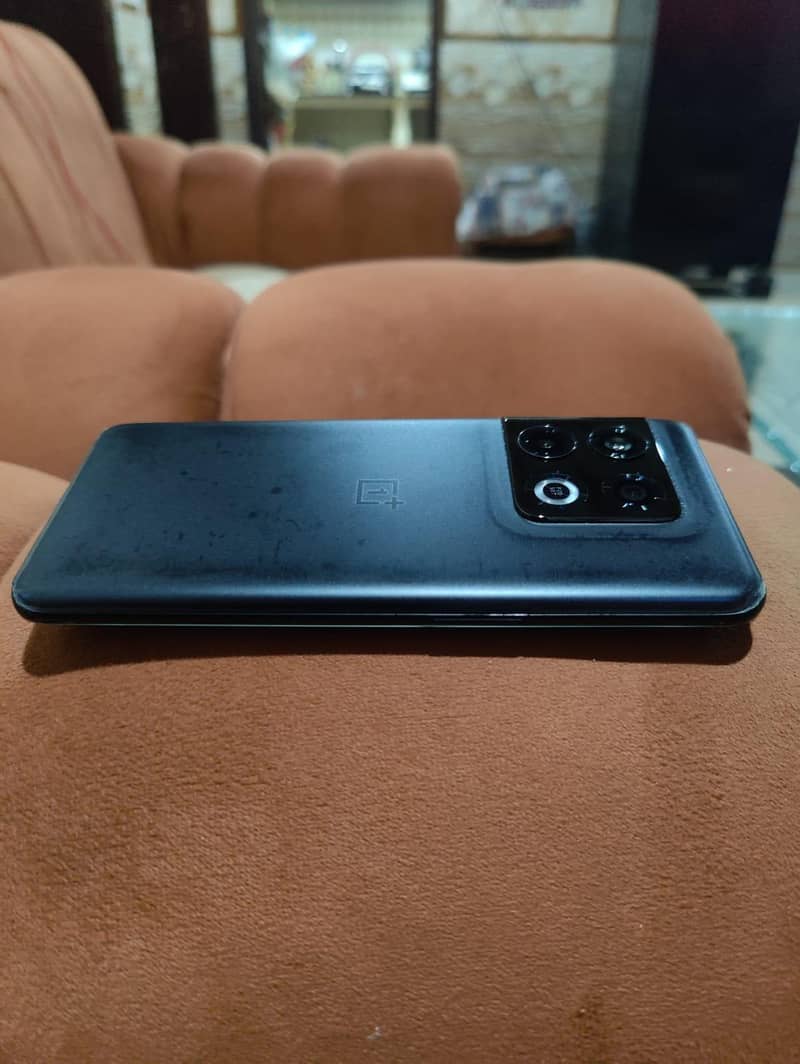 One Plus 10 Pro 6
