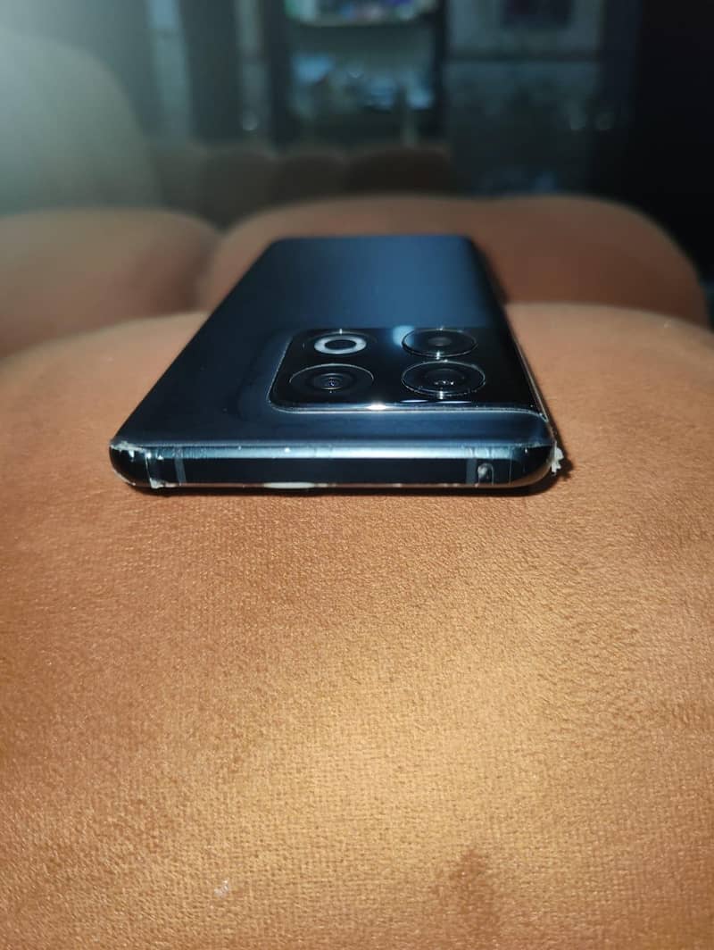 One Plus 10 Pro 8