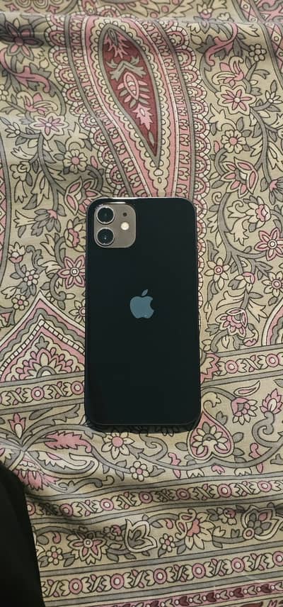 Apple iPhone 12