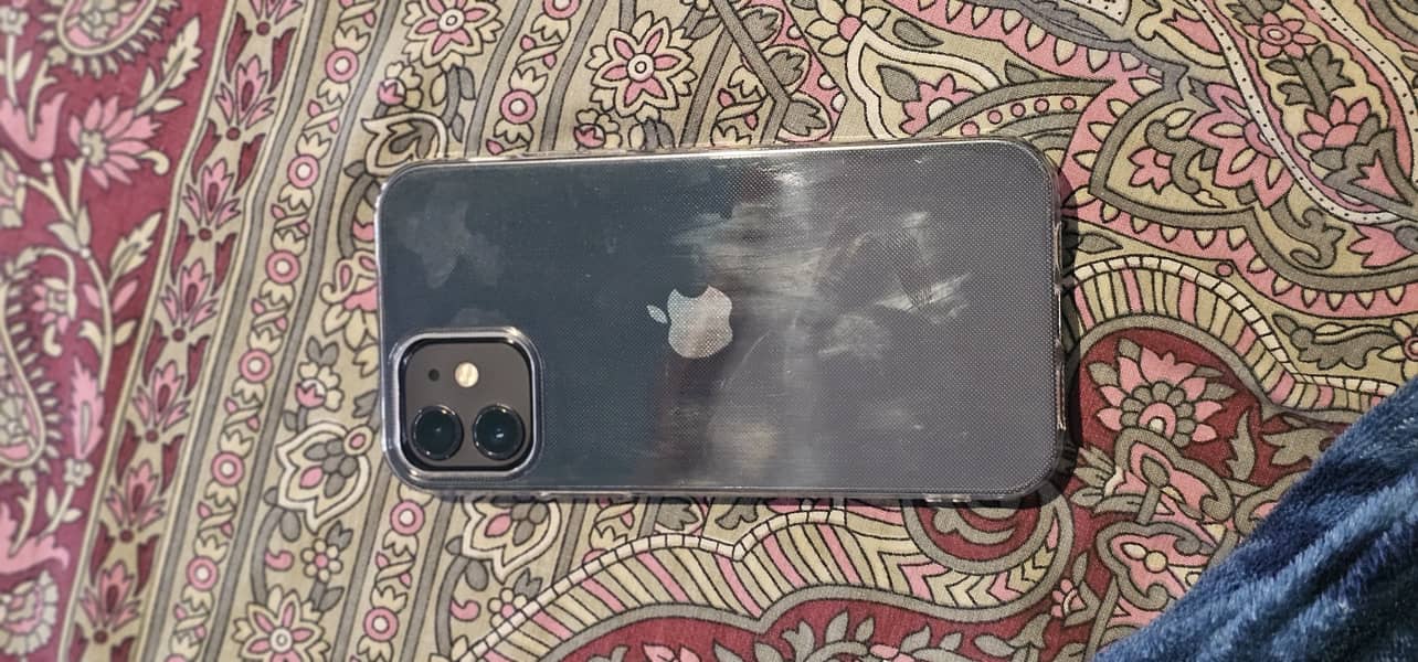 Apple iPhone 12 2