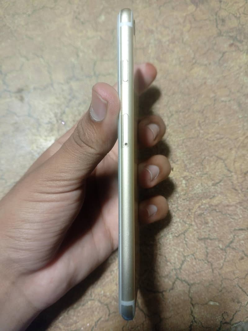 Apple iPhone 6 Plus 6