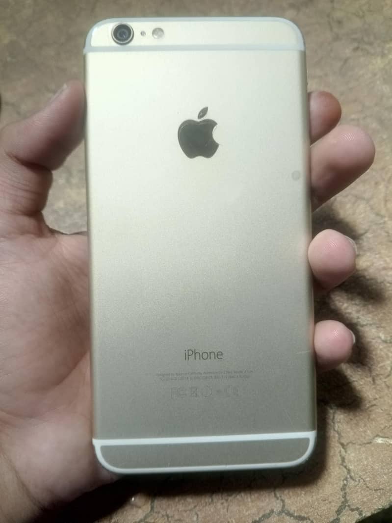Apple iPhone 6 Plus 7