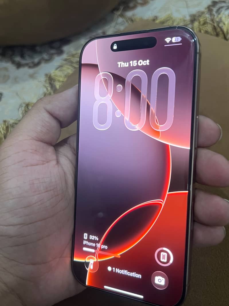 Iphone 16 pro 1