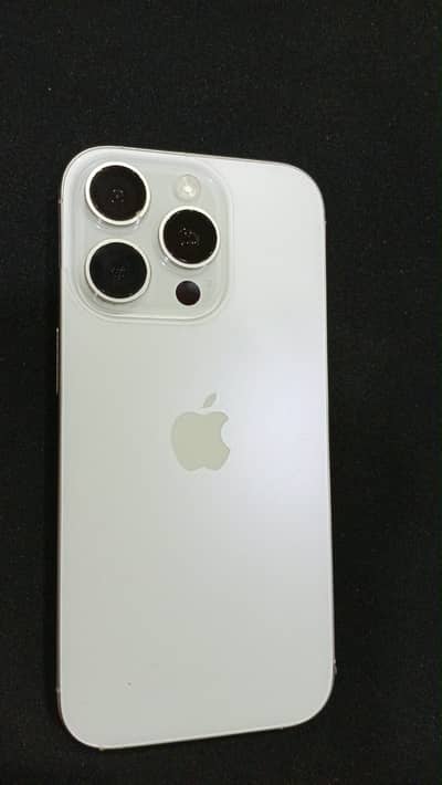 Apple iPhone 16 Pro