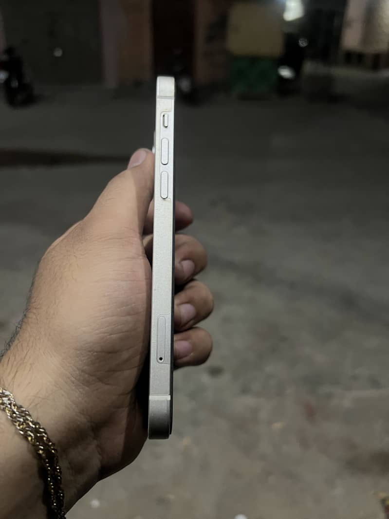 Apple iPhone 12 5