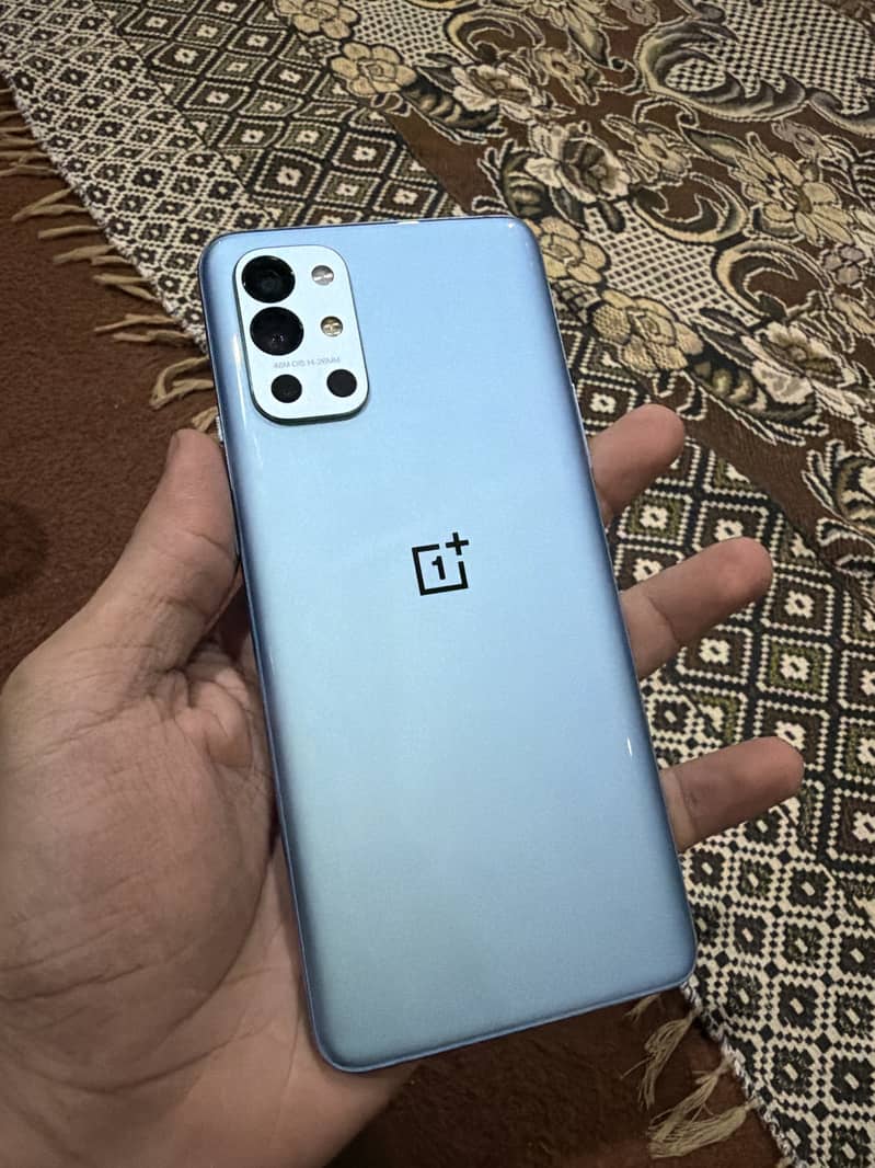 One Plus 9R 0