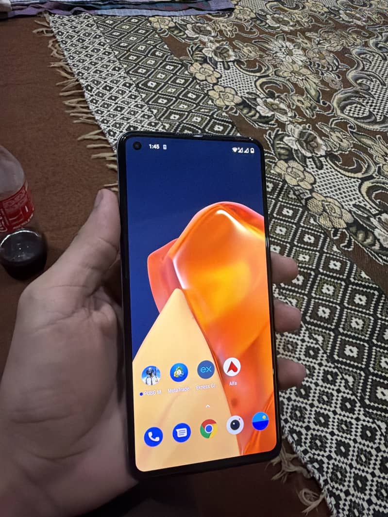 One Plus 9R 1