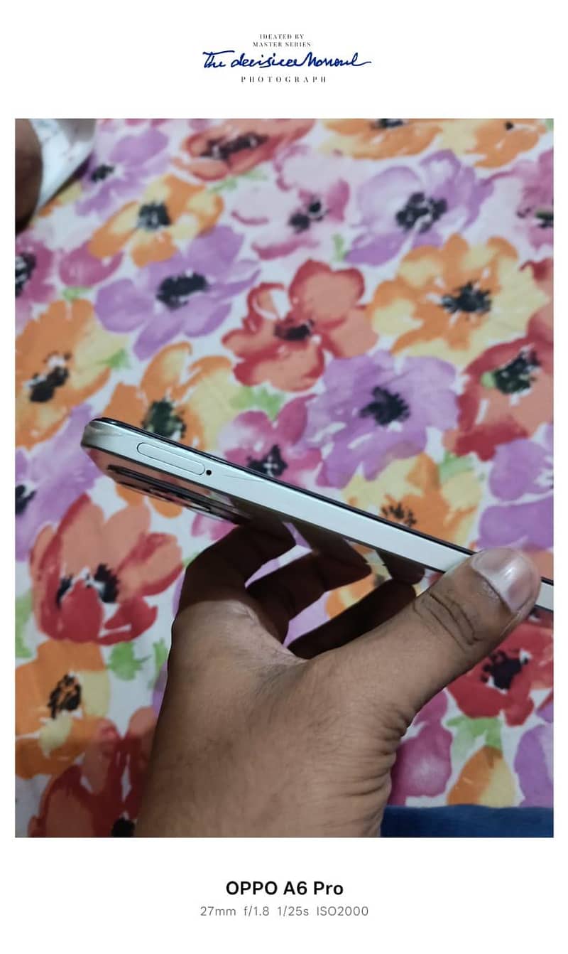 Realme C63 1