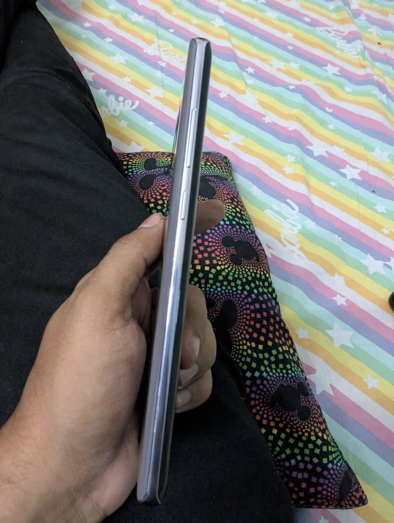 Samsung Mobile Note 8 4