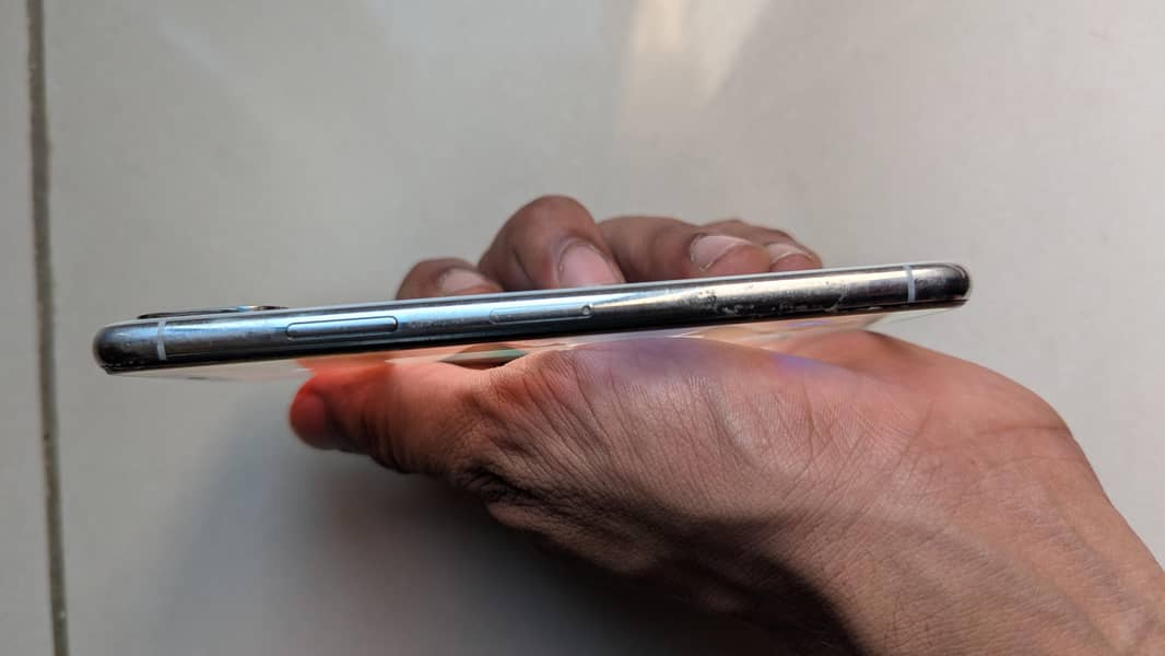 Apple iPhone X 1