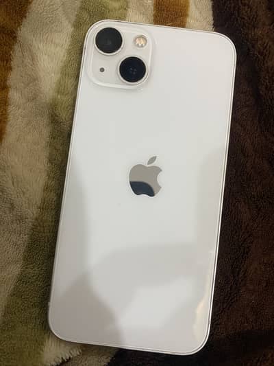 Apple iPhone 13