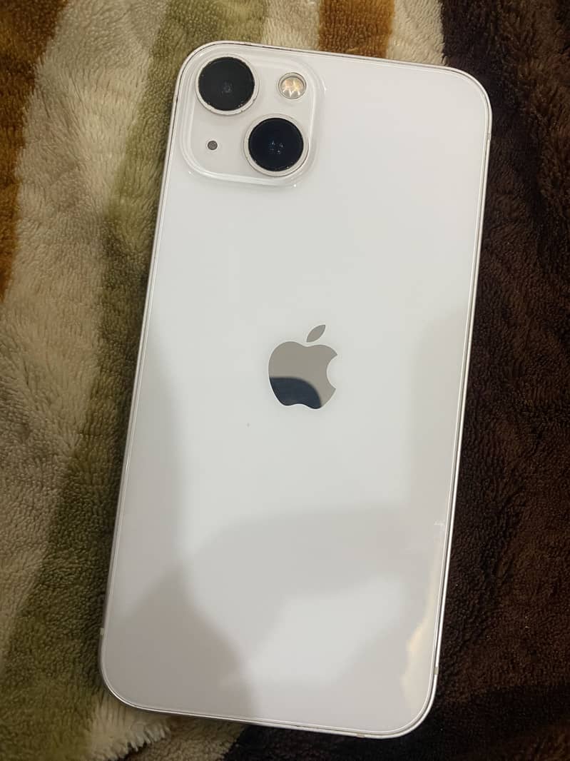Apple iPhone 13 0