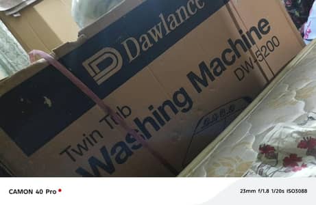 Box pack Dawlance washing machine twin tub model number DW-5200