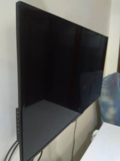 smart LED TV in v good working condition
