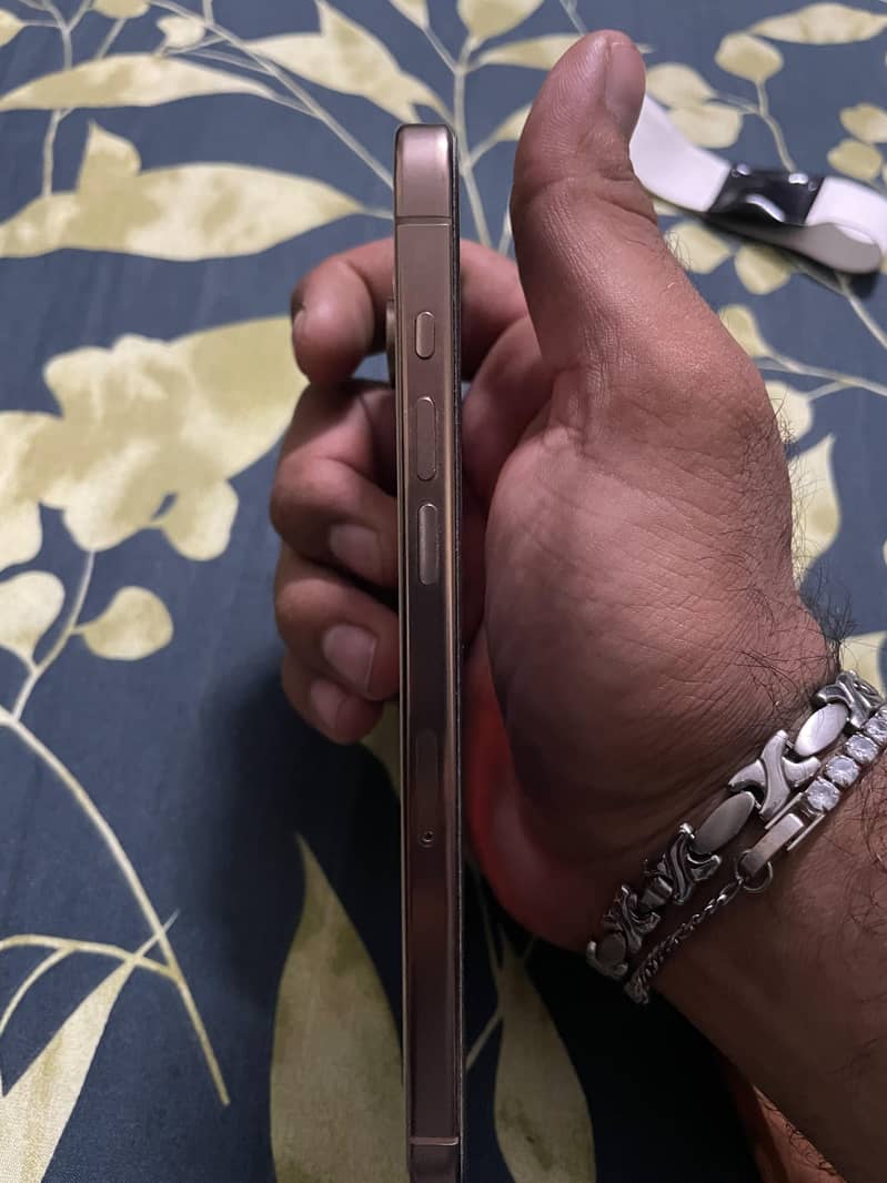 Apple iPhone 2