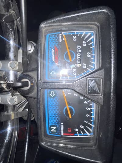 Honda 125 black colour