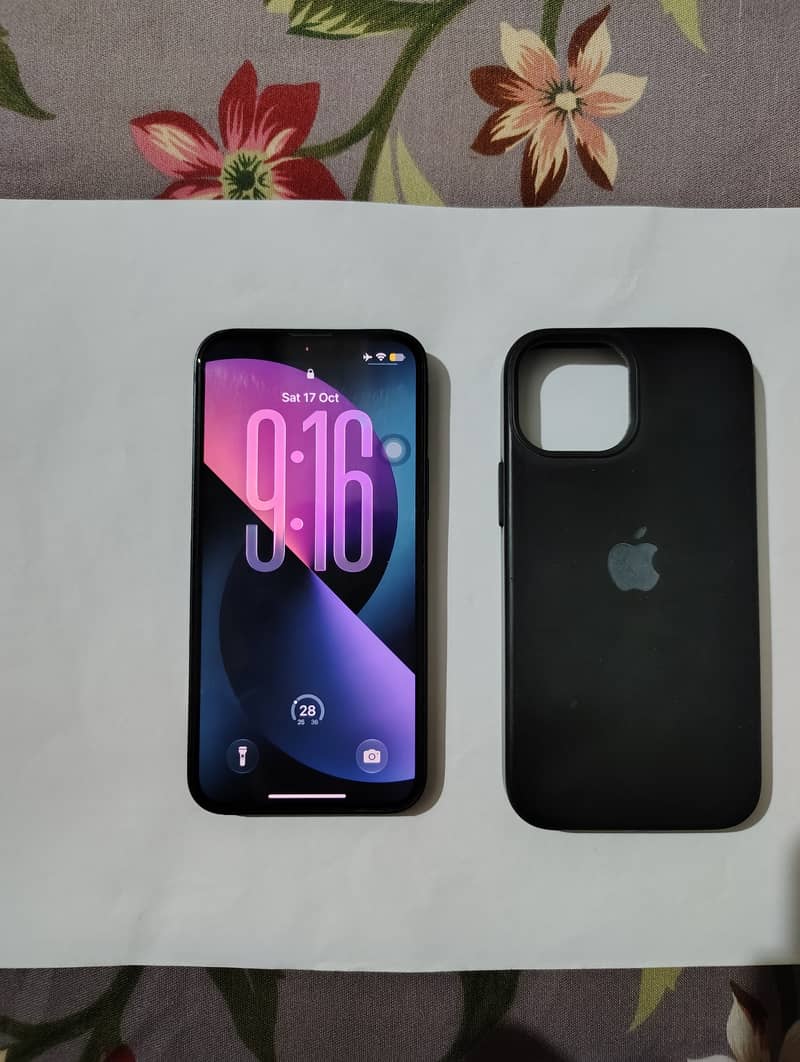 Apple iPhone 13 mini 1