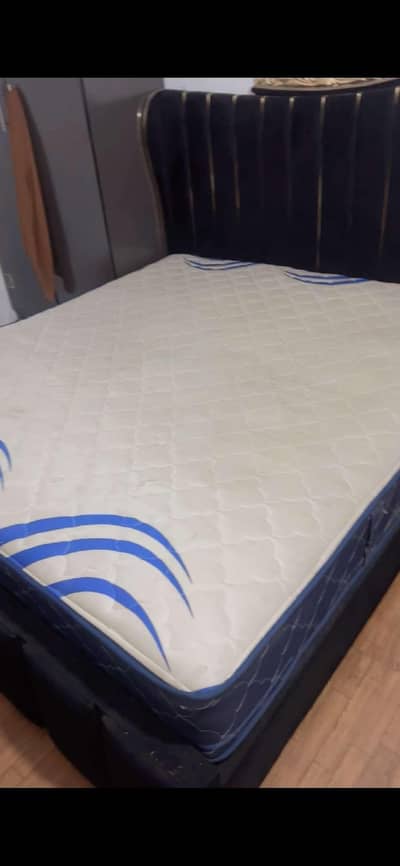 condition 10/9 used 4months urgent sale