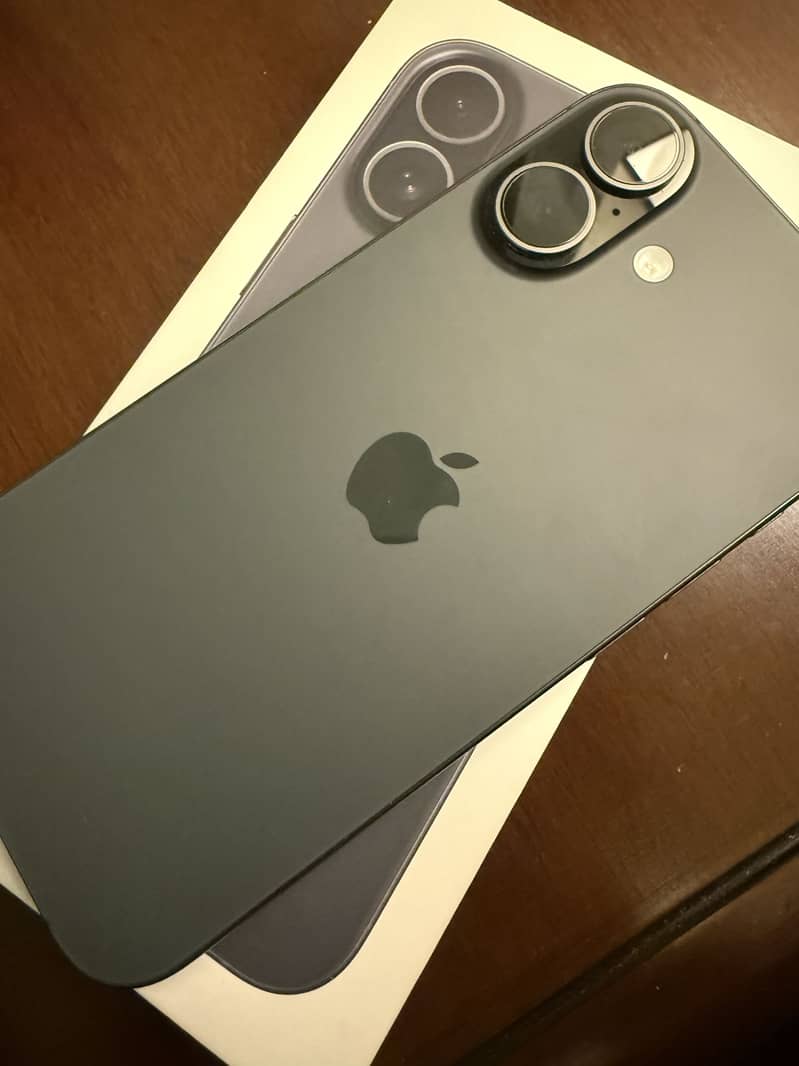 Apple iPhone 17 2