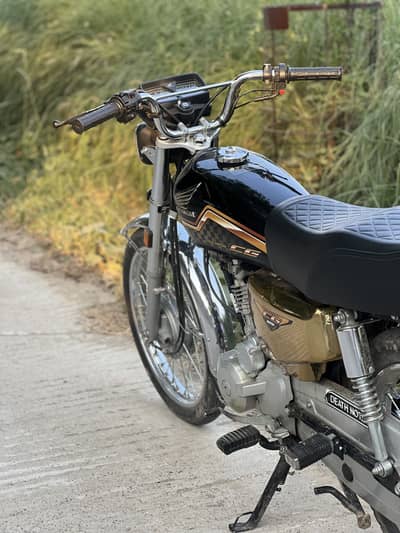 CG 125 GOLD EDITION