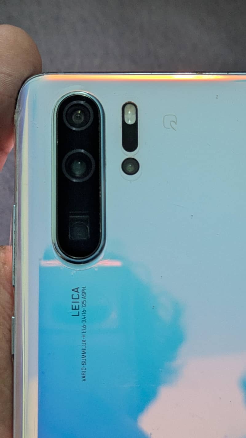 Huawei P30 Pro 0