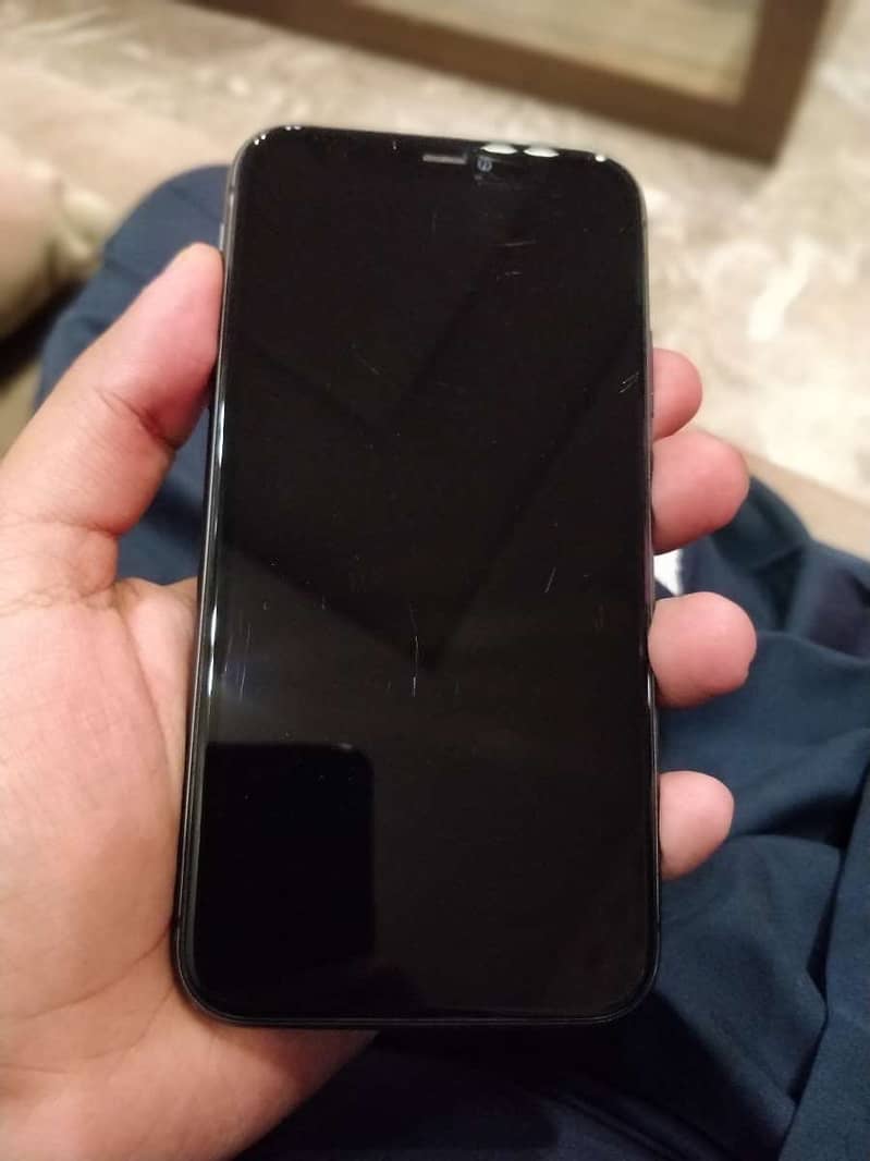 Apple iPhone 11 2
