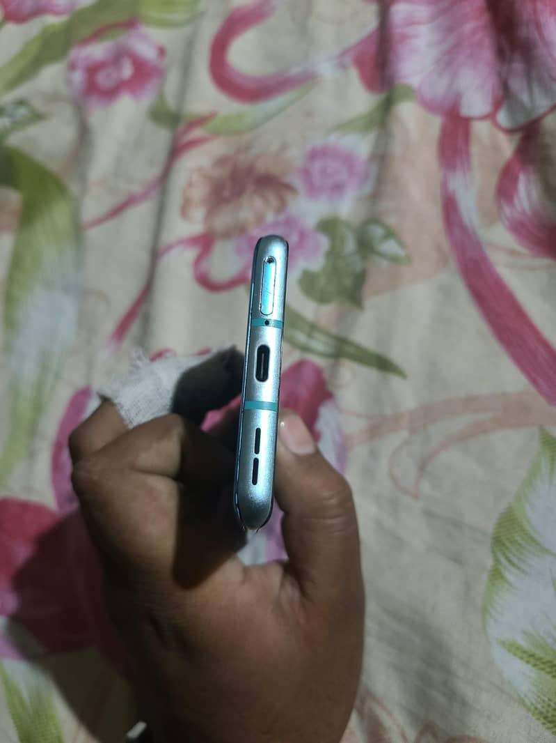 One Plus 8 4