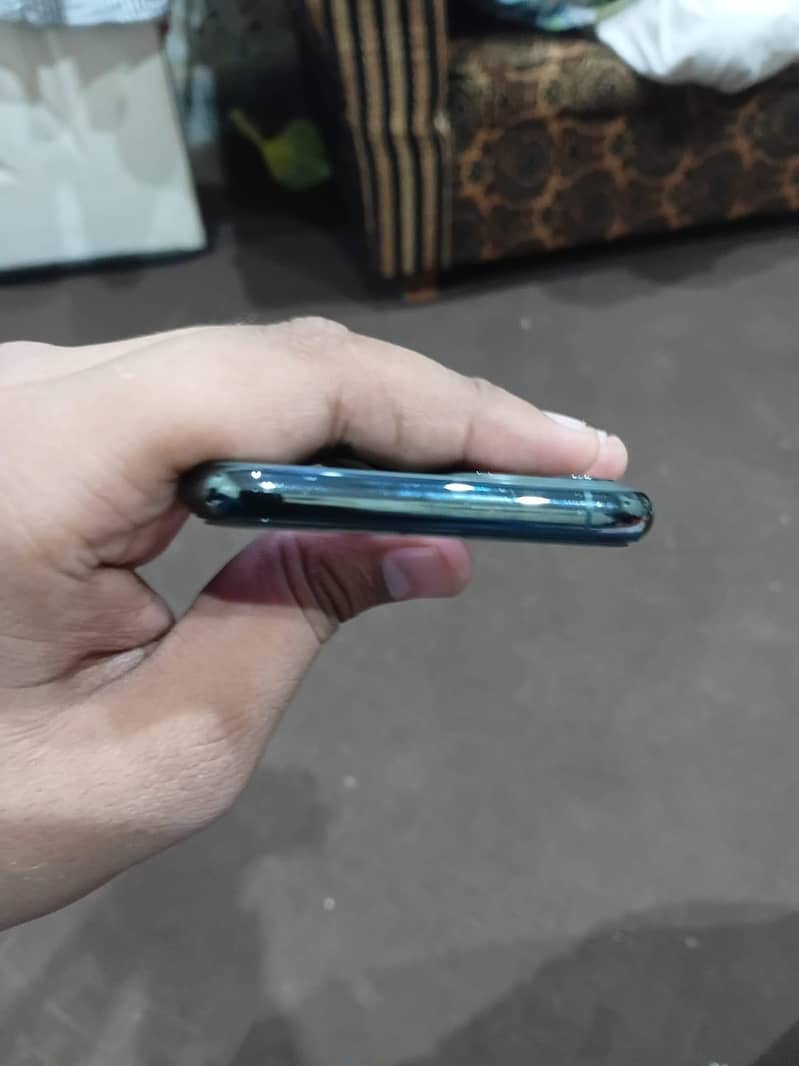 Apple iPhone 11 Pro 5