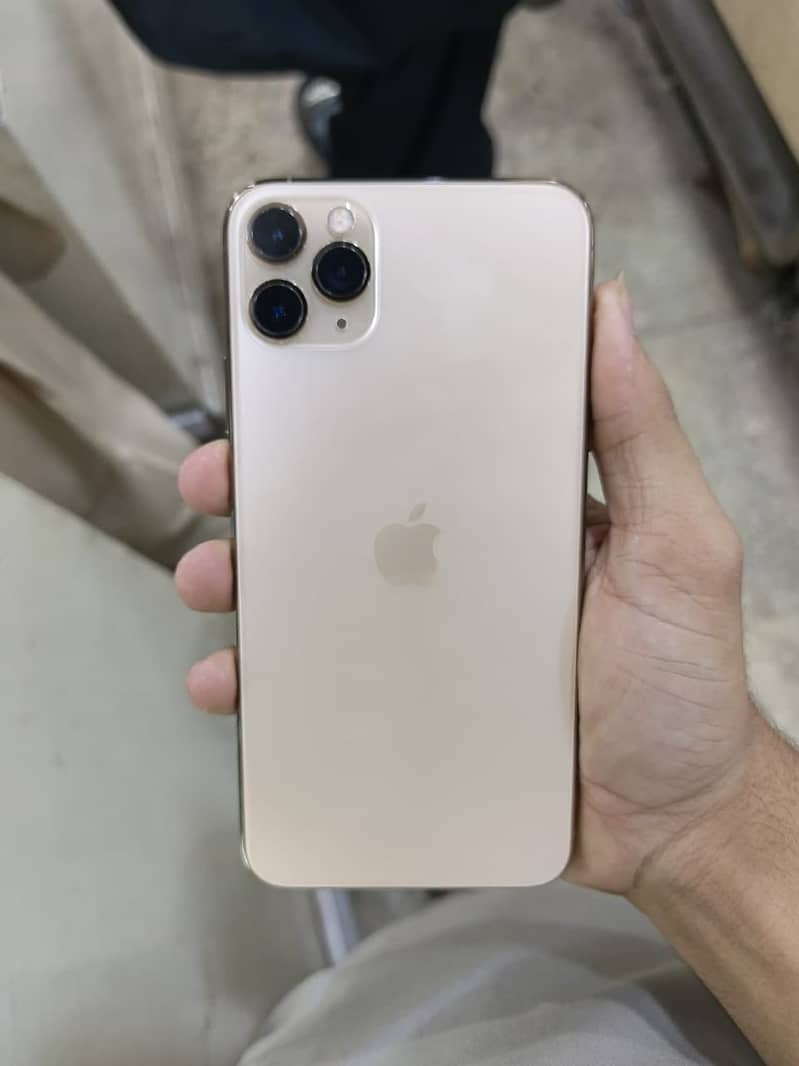 Apple iPhone 11 Pro Max 1