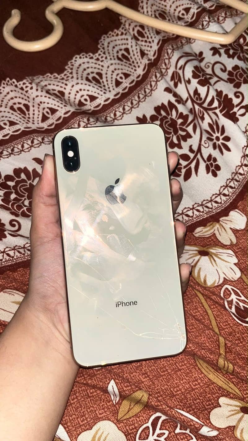 Apple iPhone XS Max 2