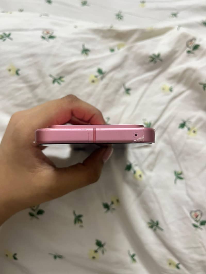 Google Pixel 9 3