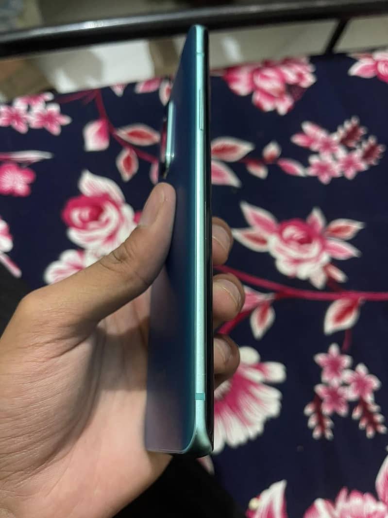 One Plus 8 Pro 5