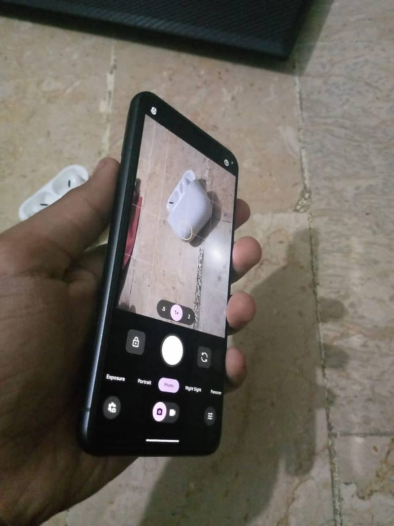 Google Pixel 8 2
