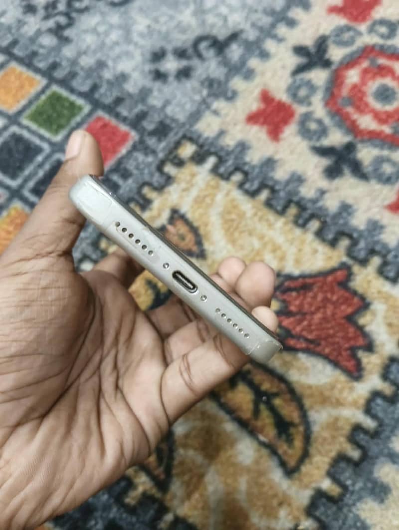Apple iPhone 17 Pro Max 1