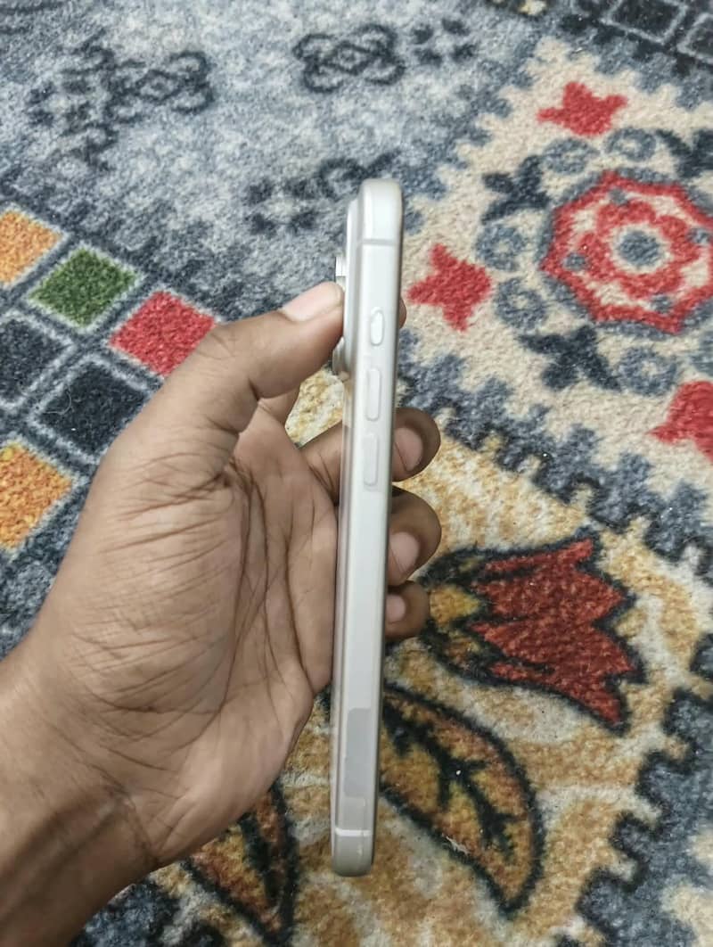 Apple iPhone 17 Pro Max 5