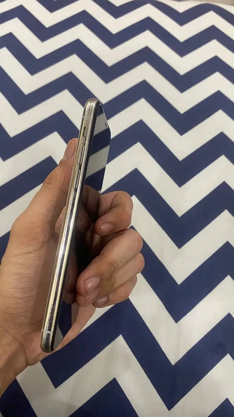 Cleanest  iPhone X 3