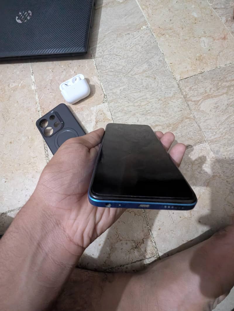 Infinix Smart 7 3
