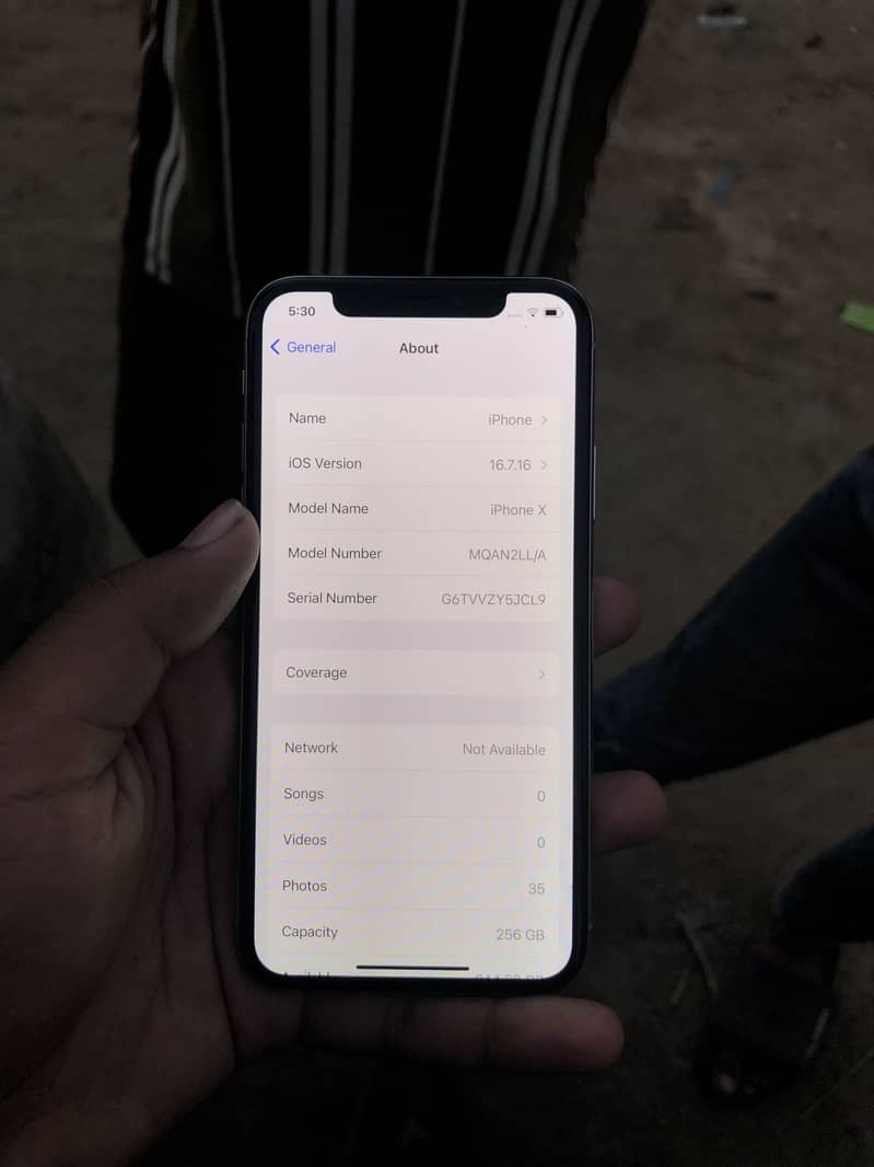 Apple iPhone X 0