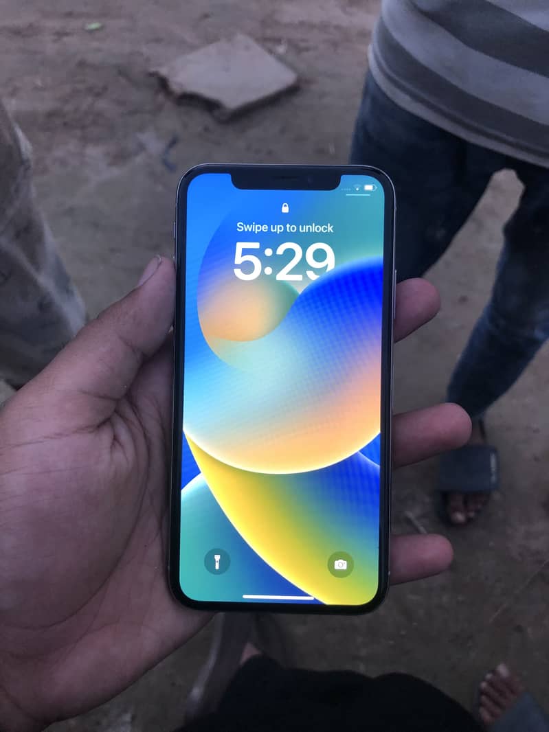 Apple iPhone X 3