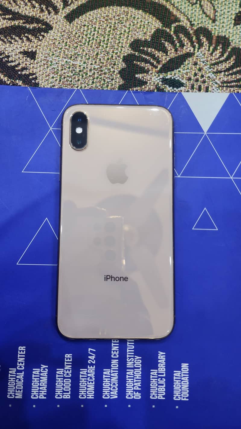 Apple iPhone XS 3